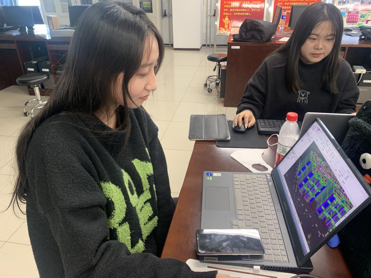 說明: cc83196c168dc31732f02f7c3c0ef94